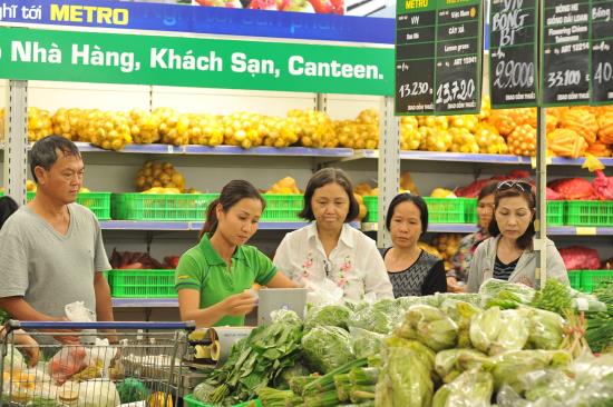 Tuyển gần 2.000 nhân viên thời vụ Tết 2015 